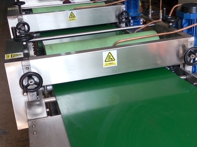 HR-氣缸墊滾涂UV干燥機(jī)